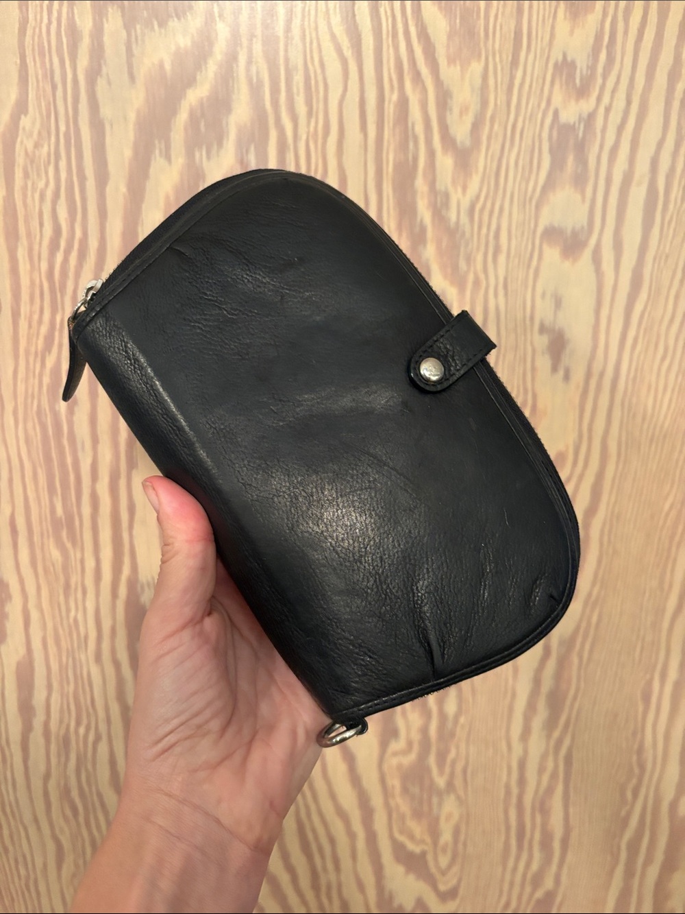 Vanessa Bruno French girl chic leather wallet